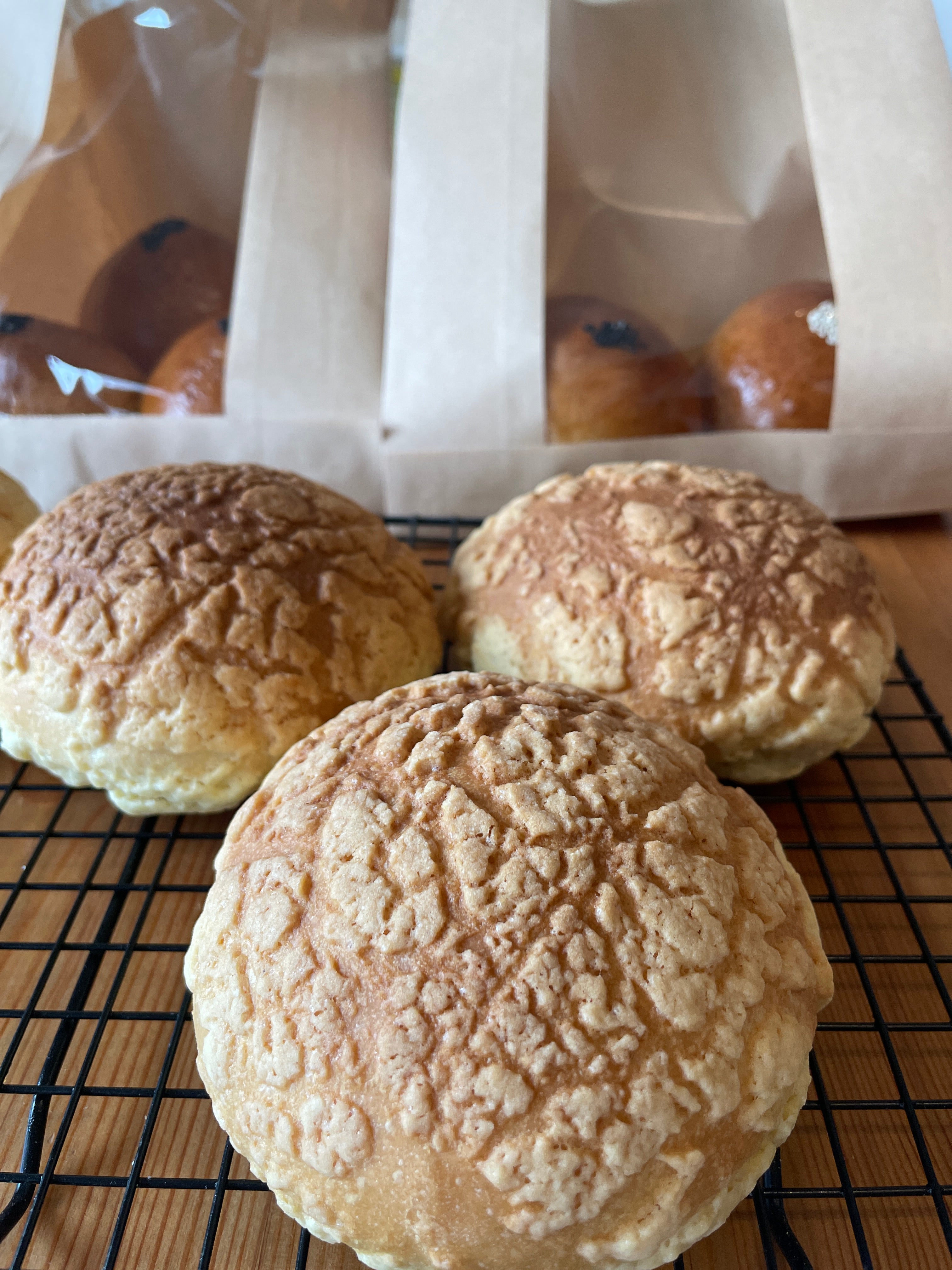 Pineapple Bun / 菠蘿麵包