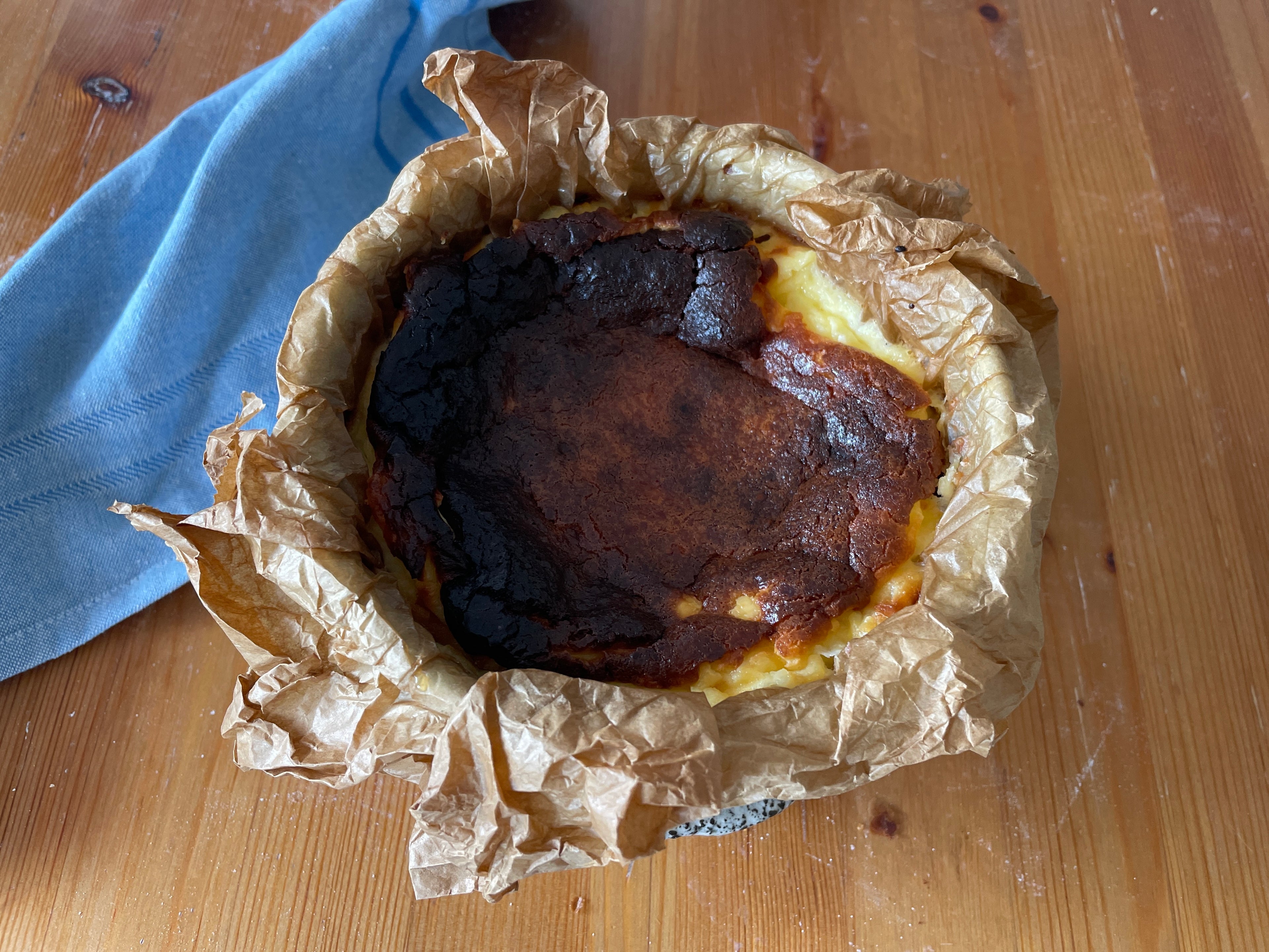 Basque cheesecake /巴斯克蛋糕 (*gluten free)